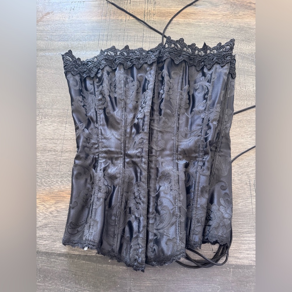 Frederick's of Hollywood Elegant Black Lace Corset Top